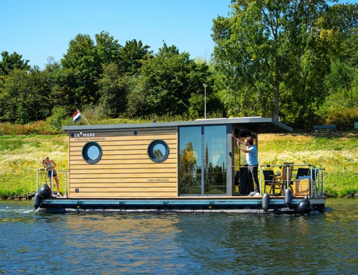 Houseboat La mare M