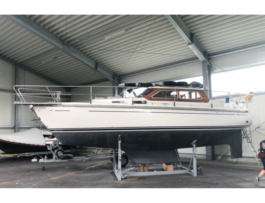 Sirius 32 DS