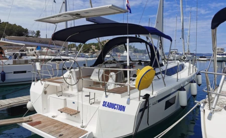 Bavaria C42