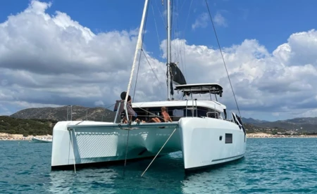 Lagoon 42