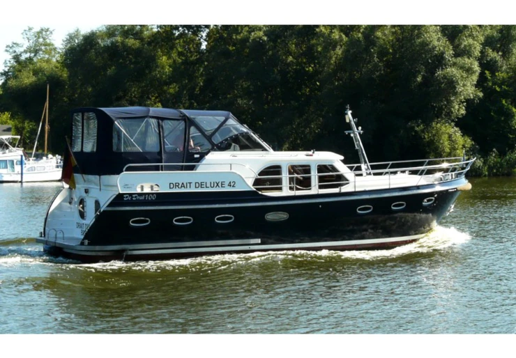Deluxe 42 Drachten | Drait 117