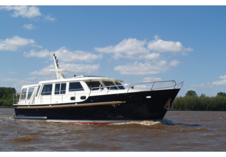 Bravoure 40 Marina Brandenburg Plaue | Drait 107