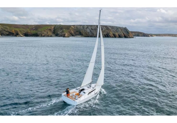 Oceanis 37.1 Porto di Olbia | Silene - Comfort line