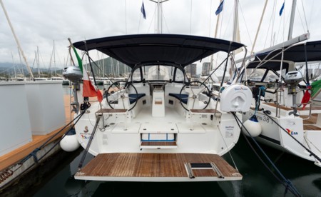 Oceanis 37.1