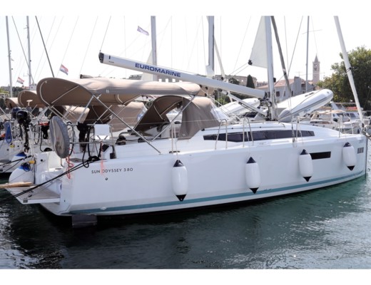 Sun Odyssey 380