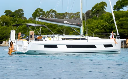 Dufour 44