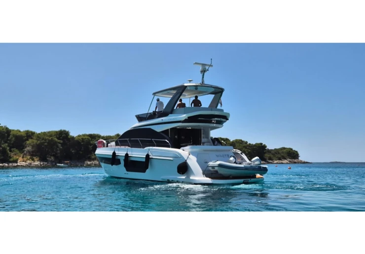 Azimut 53 Fly Marina Lav | White
