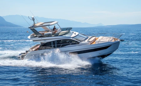 Azimut 53 Fly