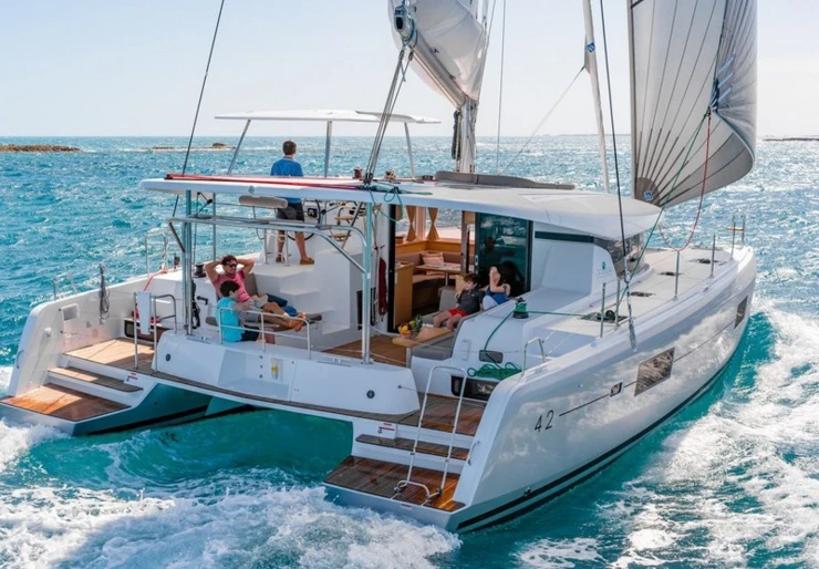 Lagoon 42 Papeete | Synchronicity