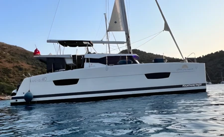 Lucia 40