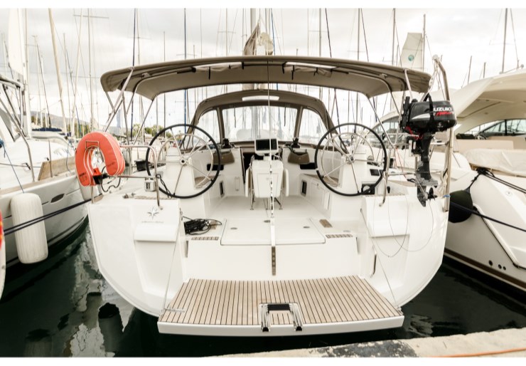 Sun Odyssey 519 Corfou - Old port | Victory Sea
