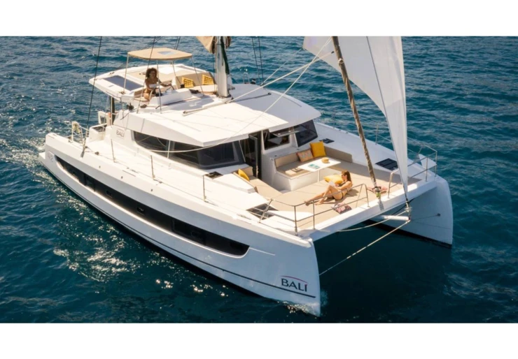 Bali 4.2 Puerto Olimpico | Honey Meadows