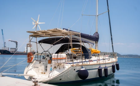 Bavaria 44
