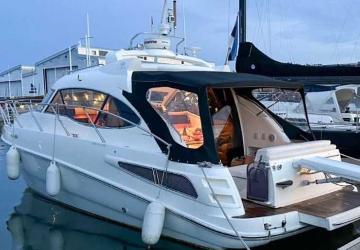 Sealine C390 Menton | La Mouette