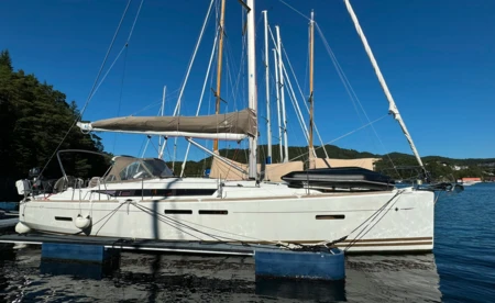 Sun Odyssey 409