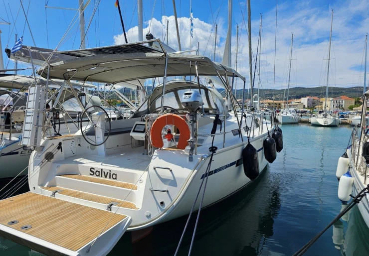 Bavaria Cruiser 51 Hafen von Lefkada | Salvia
