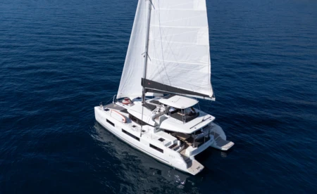 Lagoon 51