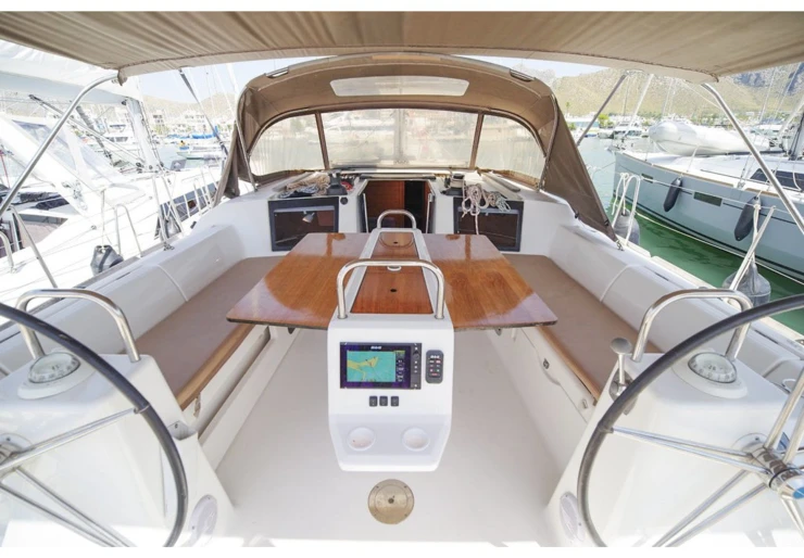 Dufour 460 GL Puerto Pollensa | RUBIN