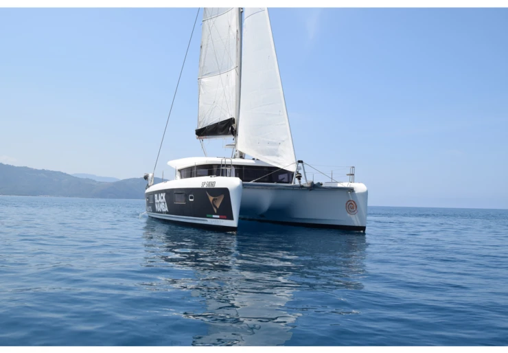 Lagoon 42 Villa Igea | Claudia