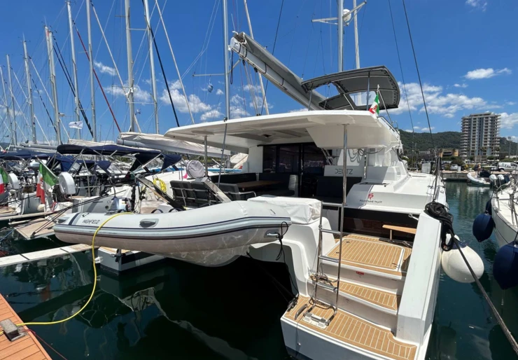 Astrea 42 Marina d'Arechi | Deutz