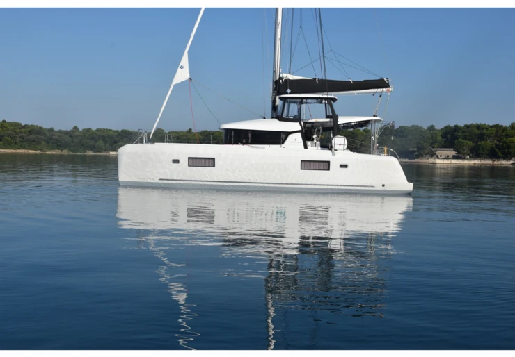 Lagoon 42 Salivoli | Loki