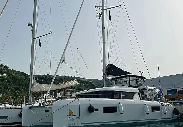 Lagoon 42 Capo d'orlando | Capovento - Premium line