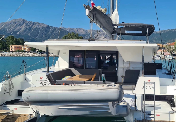 Lucia 40 Marina Gouvia | Lucia 69