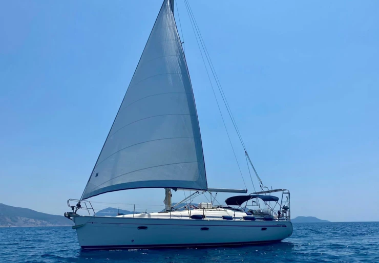 Bavaria 42 Alimos Kalamaki | Okeanis