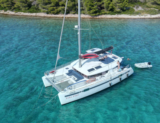 Lagoon 450 F