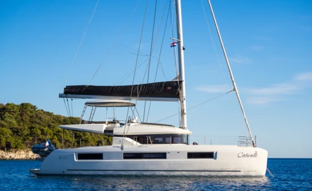 Lagoon 51