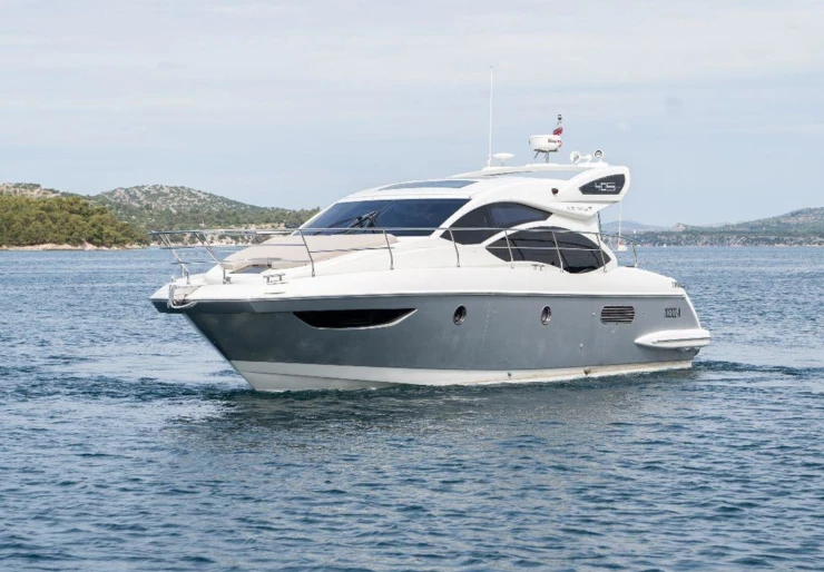 Azimut 40 S Primosten - Marina Kremik | Eclipse II