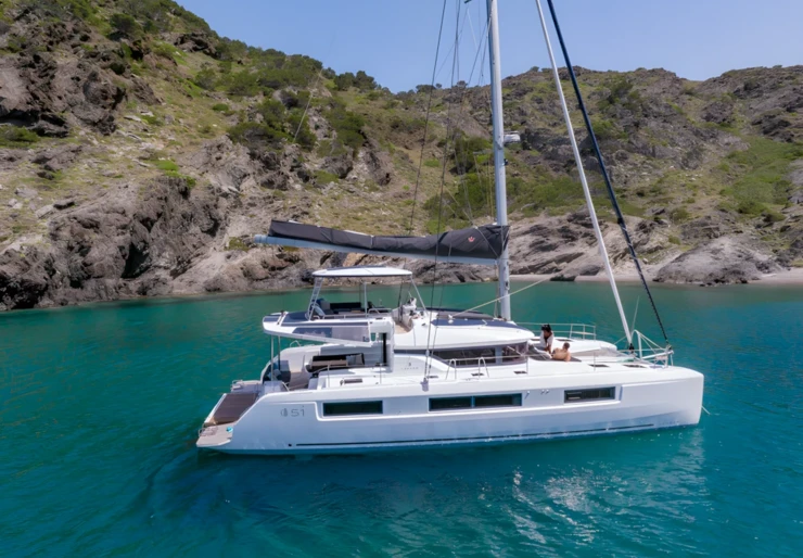 Lagoon 51 Olbia harbour | SAILUXE -Allegra