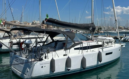 Sun Odyssey 380