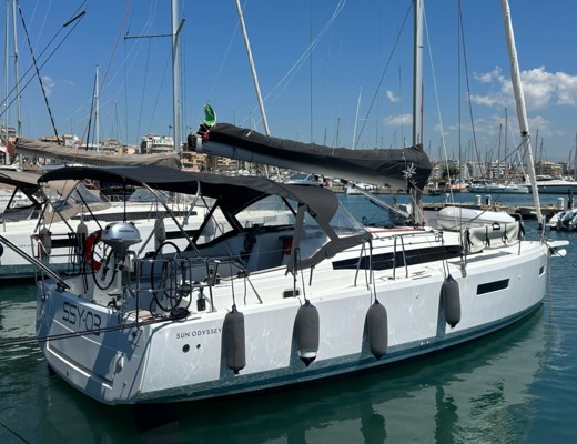 Sun Odyssey 380