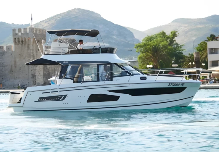 Merry Fisher 1095 ACI Marina | Merry Fisher 1095 Fly