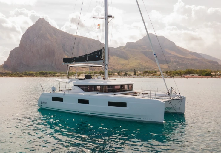 Lagoon 46 Porto di Portisco | Sabari