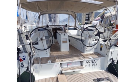 Oceanis 37.1
