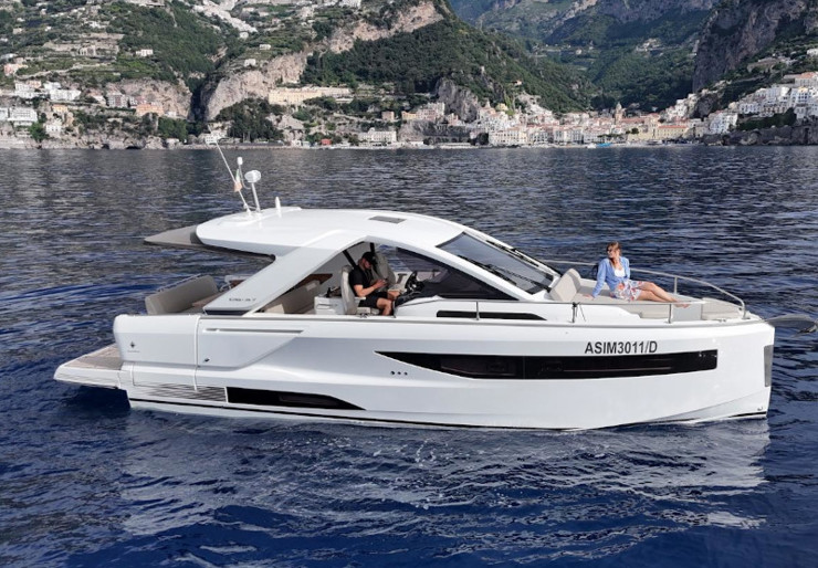 Jeanneau DB 37 Marina d'Arechi | The Beginning