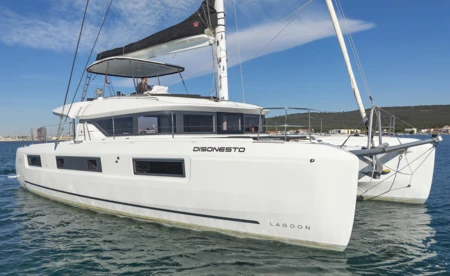 Lagoon 51