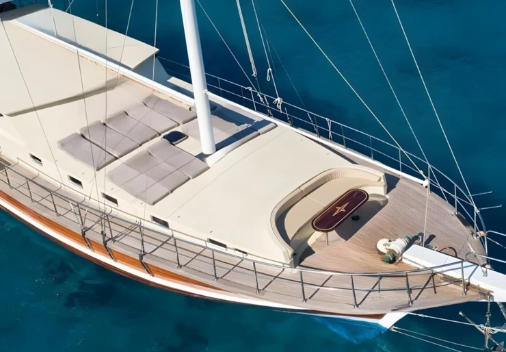 Flores Port Demre | Flores