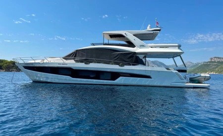 Galeon 680 Fly