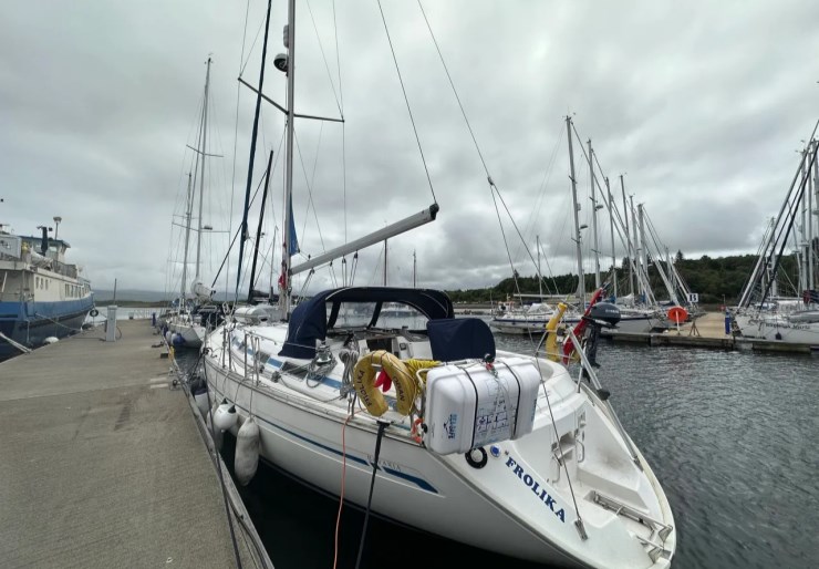 Bavaria 42 Cruiser Oban | Frolika