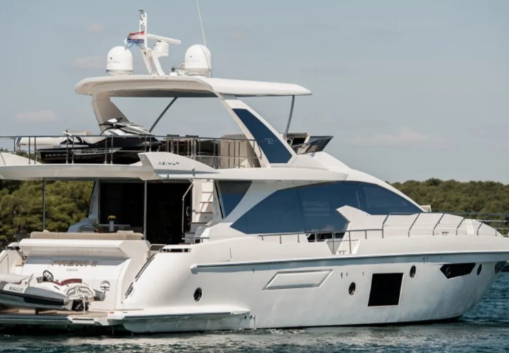Azimut 72 Skradin | FLY