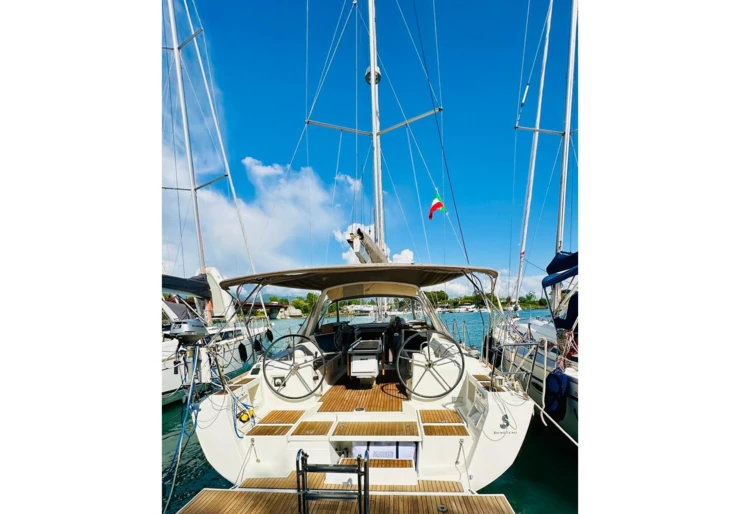 Oceanis 41 Bocca di Magra | Vittoria