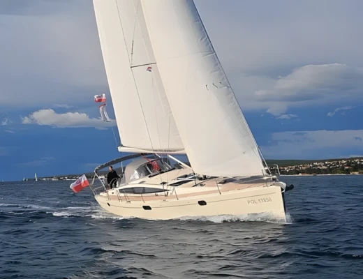 Delphia 47