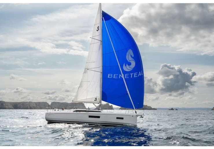 Oceanis 37.1 Cala de Medici | Vega