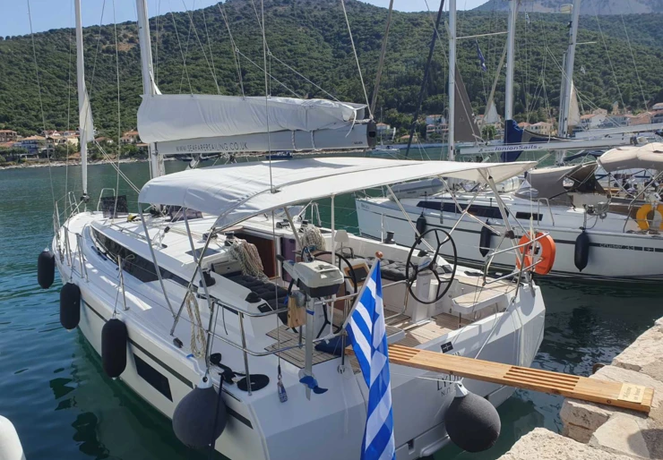 Bavaria C42 Kiato | Lydia