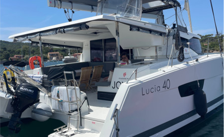 Lucia 40