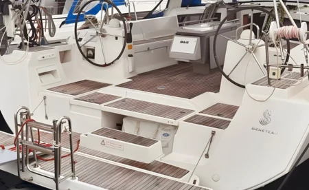 Oceanis 48