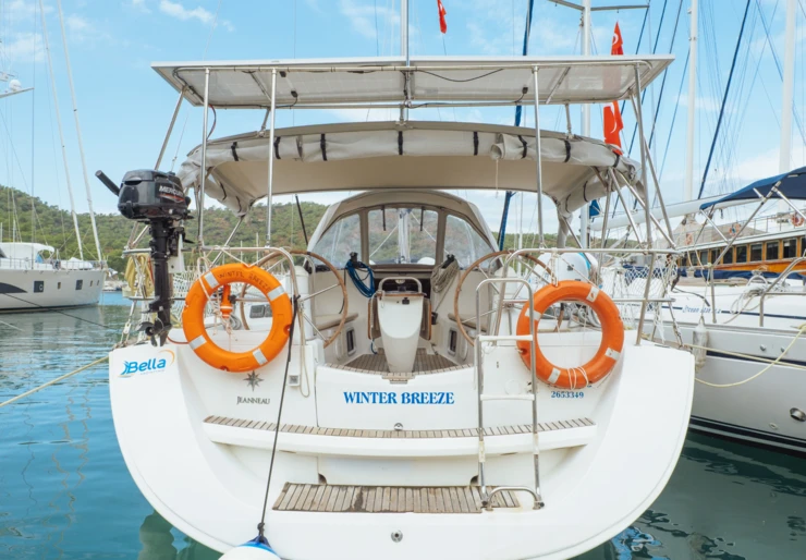 Sun Odyssey 42i Yes Marina | Winter Breeze